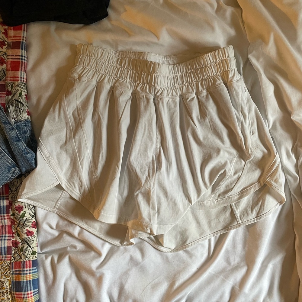 Lululemon Track That Shorts 5inch inseam SIZE 6